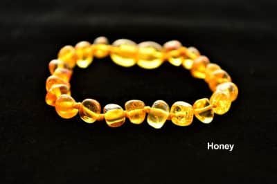 Knotted Baltic Amber Bracelet Honey color